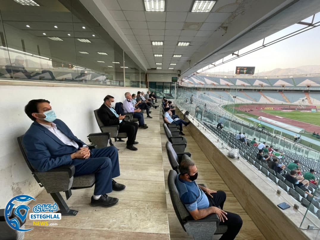 حواشی دیدار استقلال و تراکتور