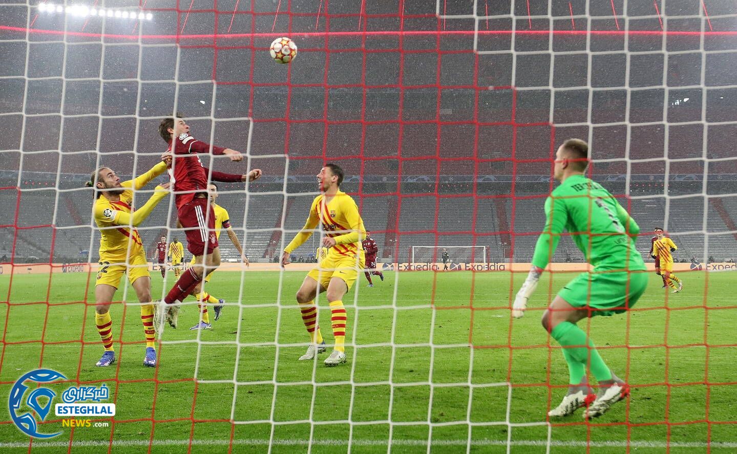 بایرن مونیخ 3-0 بارسلونا 