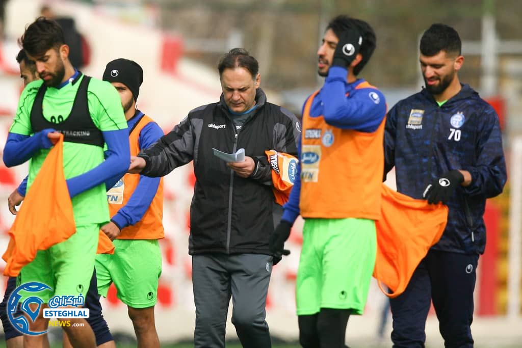 تمرین استقلال