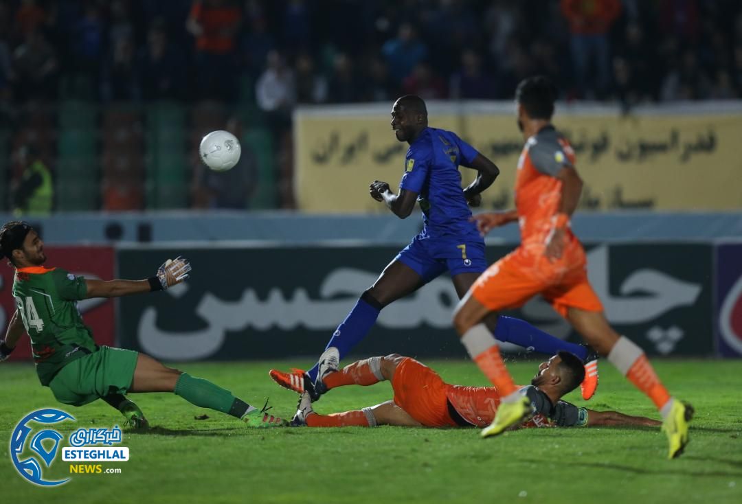 دیدار سایپا و استقلال