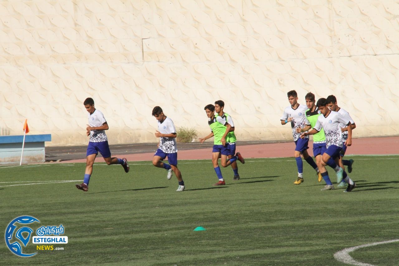 تیم نونهالان استقلال