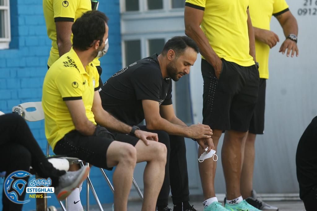 دیدار تدارکاتی استقلال و امید استقلال