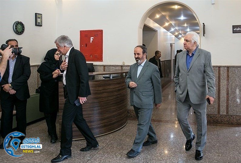 عضو هیات مدیره استقلال