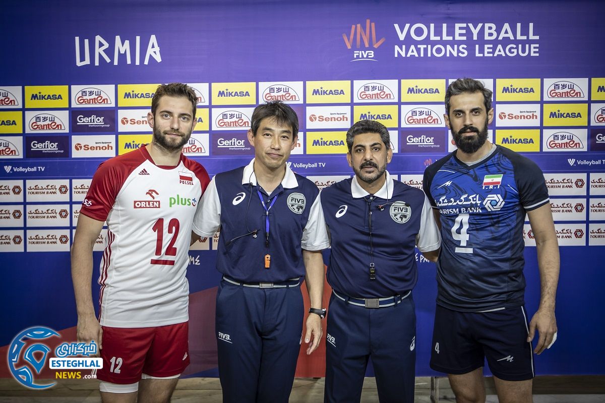 دیدار تیم های ملی والیبال ایران  و لهستان