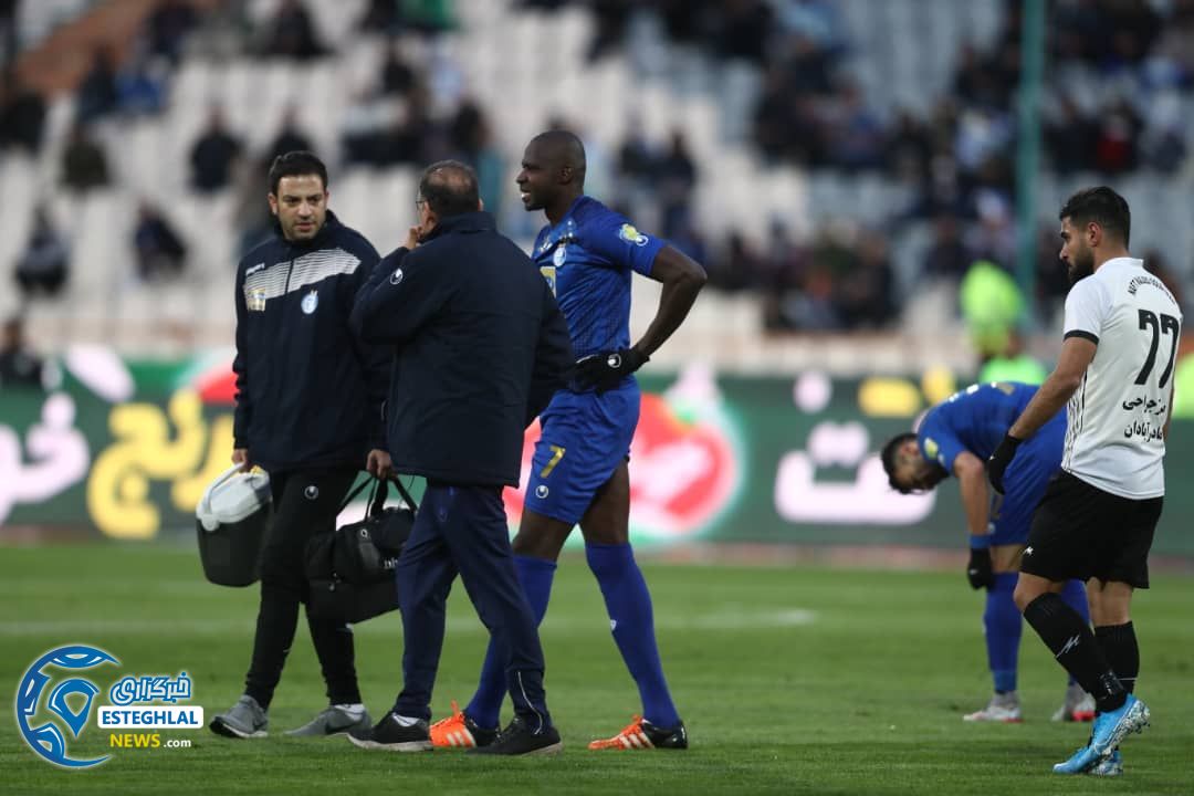 دیدار استقلال و نفت مسجدسلیمان