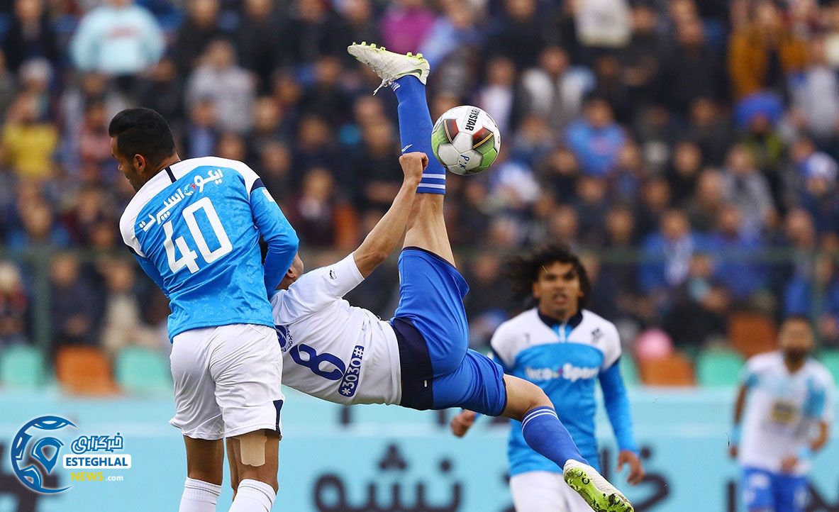 دیدار پیکان و استقلال