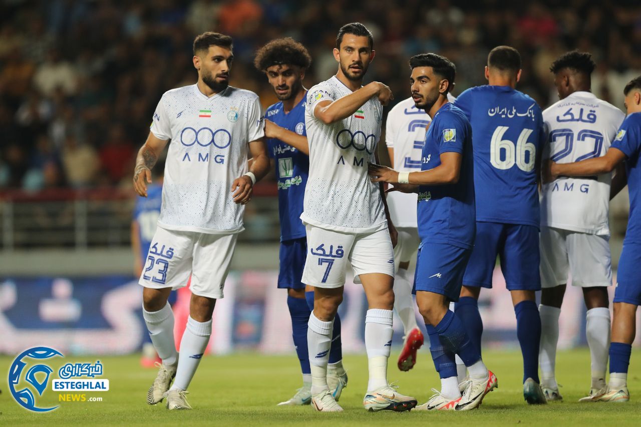 بازی استقلال خوزستان و استقلال