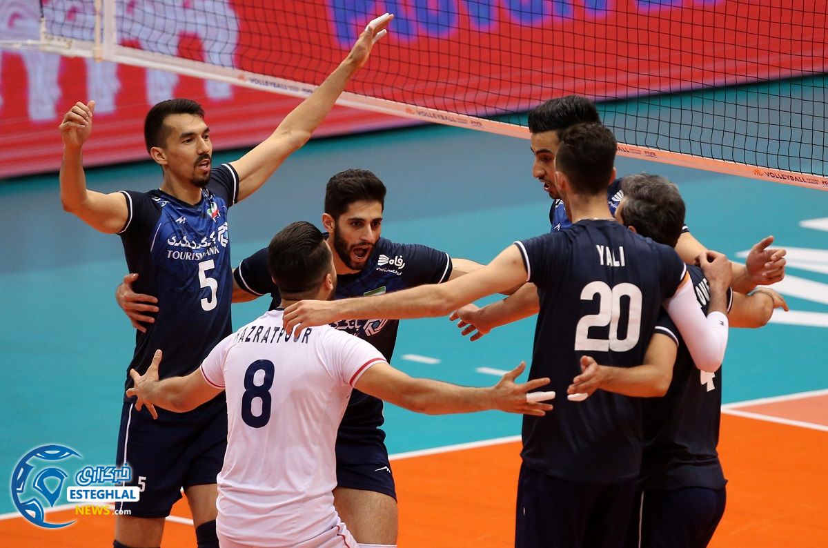 دیدار تیم های ملی والیبال ایران و امریکا