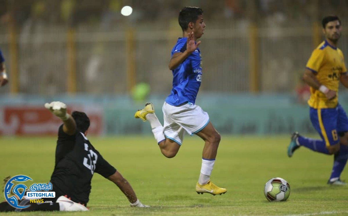 دیدار نفت مسجد سلیمان و استقلال