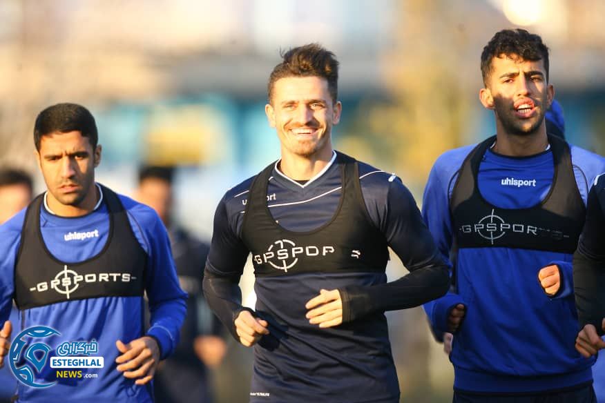 تمرین استقلال