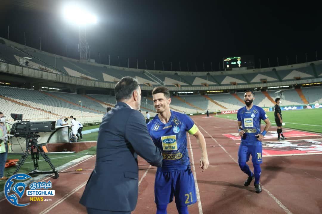 حواشی دیدار استقلال و نساجی