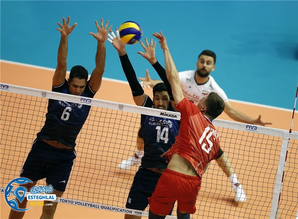 دیدار تیم های ملی والیبال روسیه و ایران
