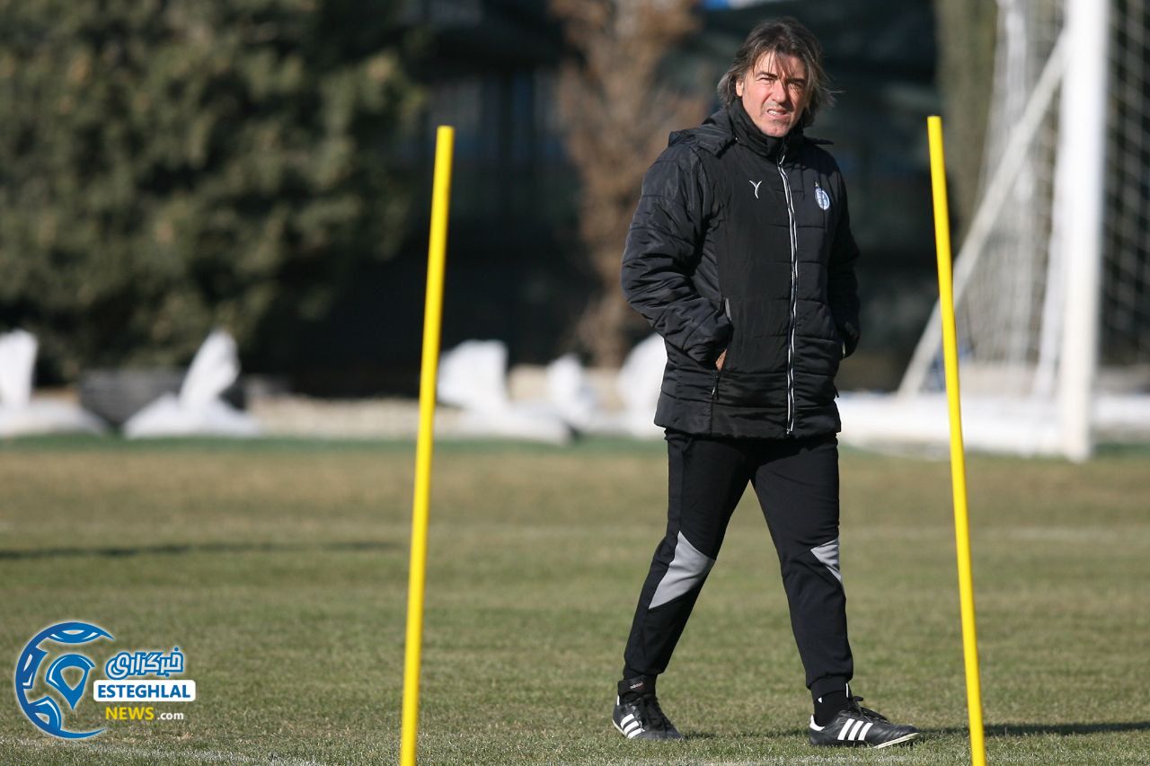 تمرین استقلال