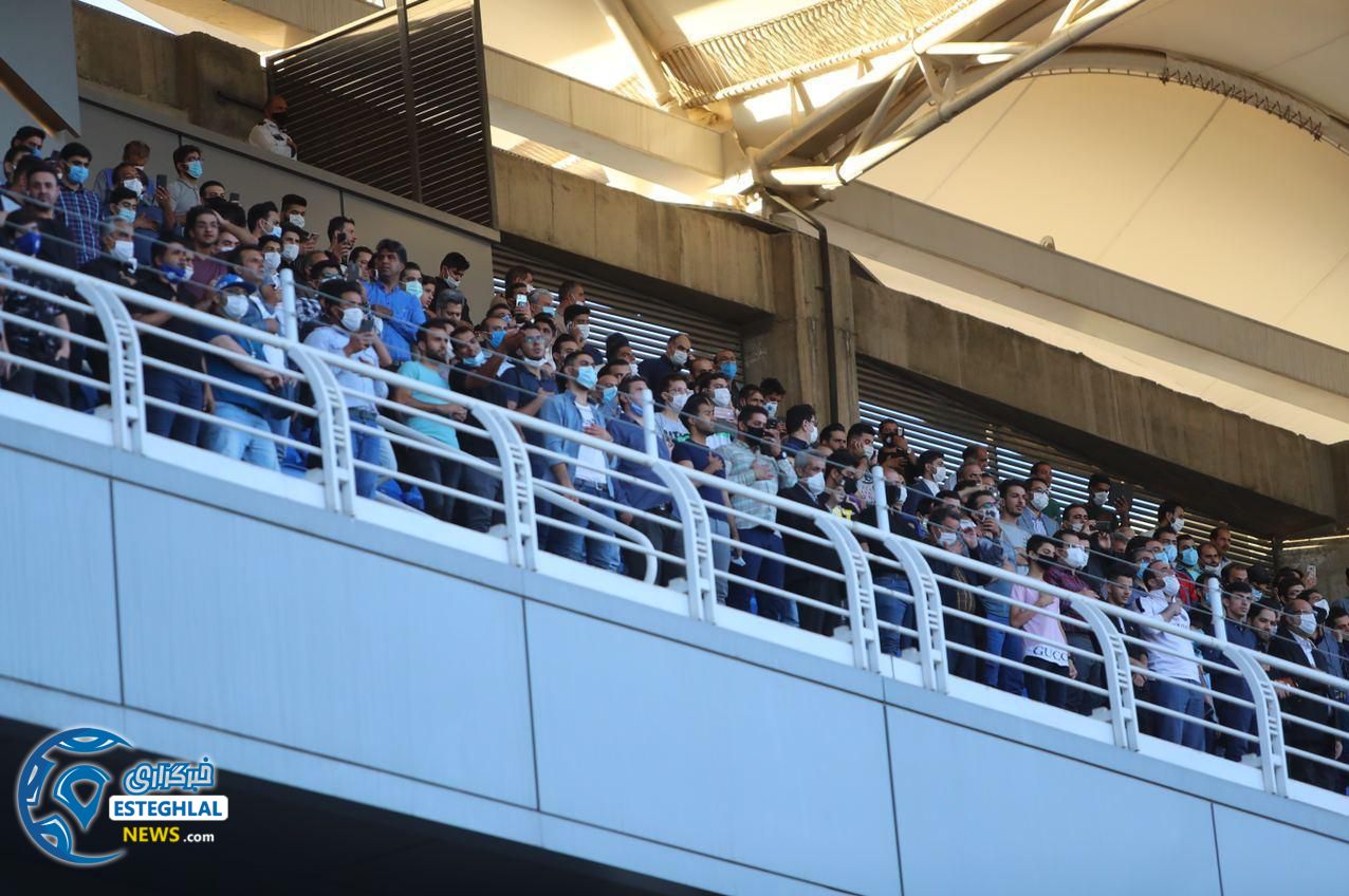 حواشی دیدار استقلال و تراکتور