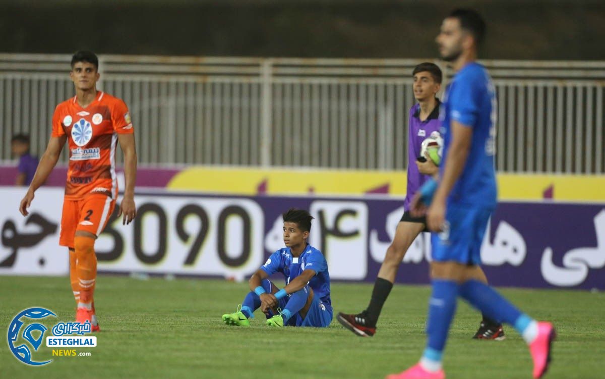 شکست استقلال از سایپا