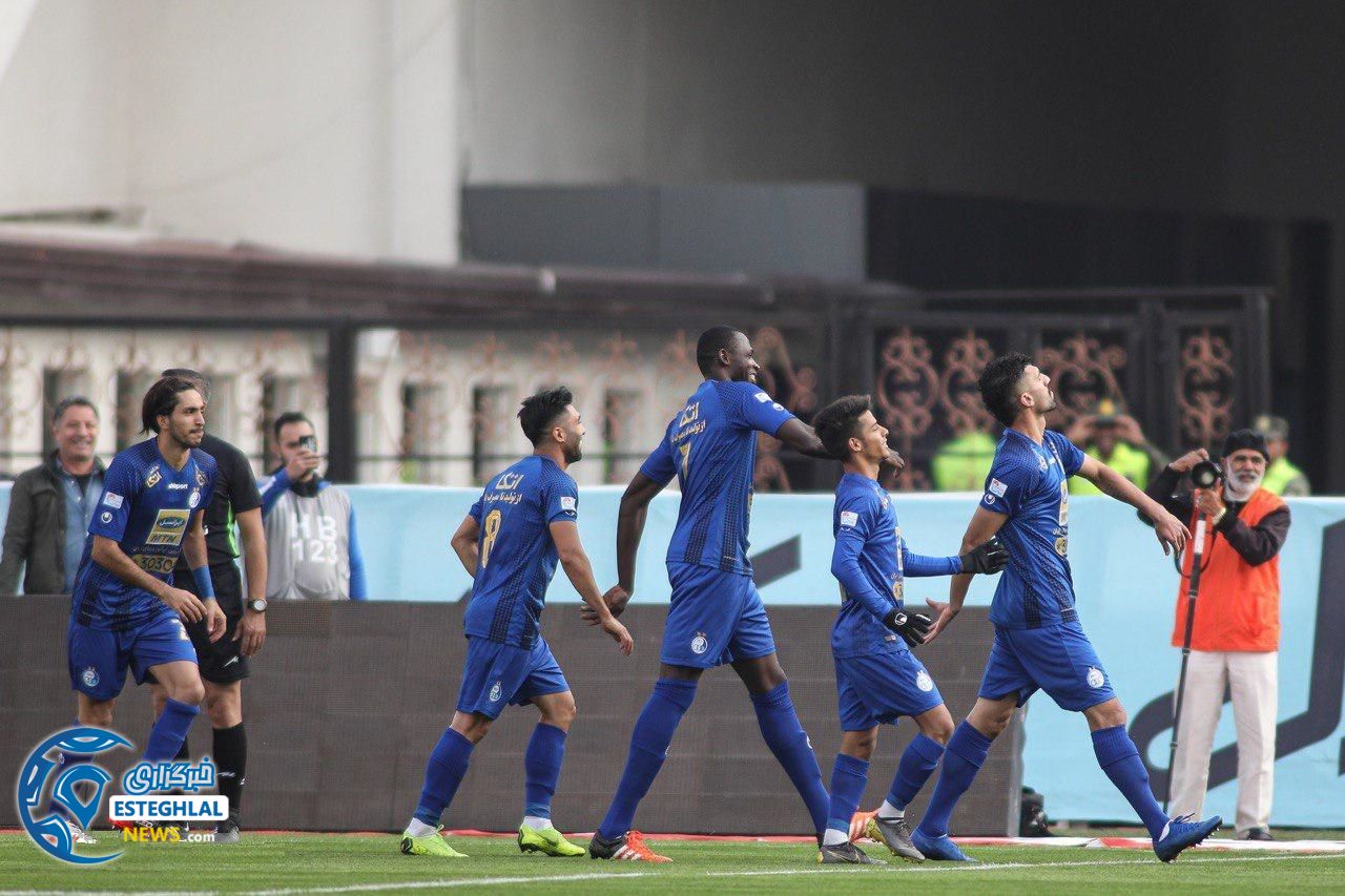 دیدار استقلال و نفت آبادان