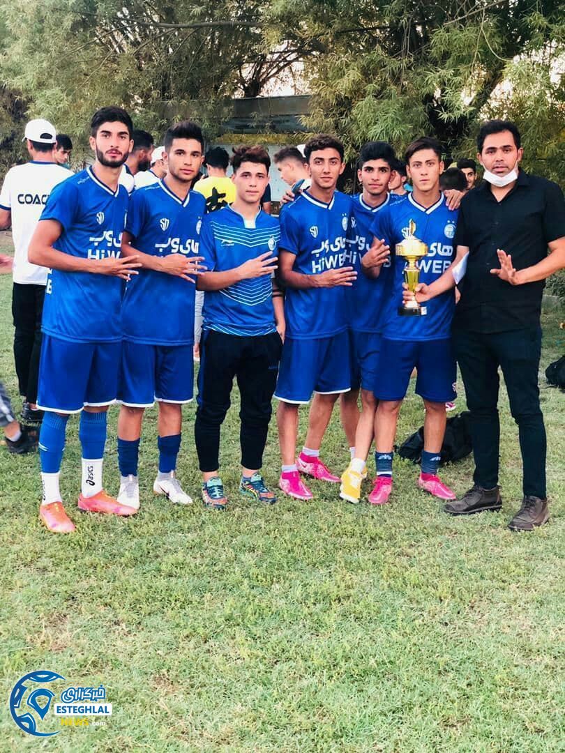 قهرمانی جوانان استقلال در مسابقات 4 جانبه