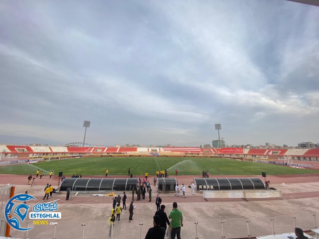 حواشی دیدار استقلال و نساجی