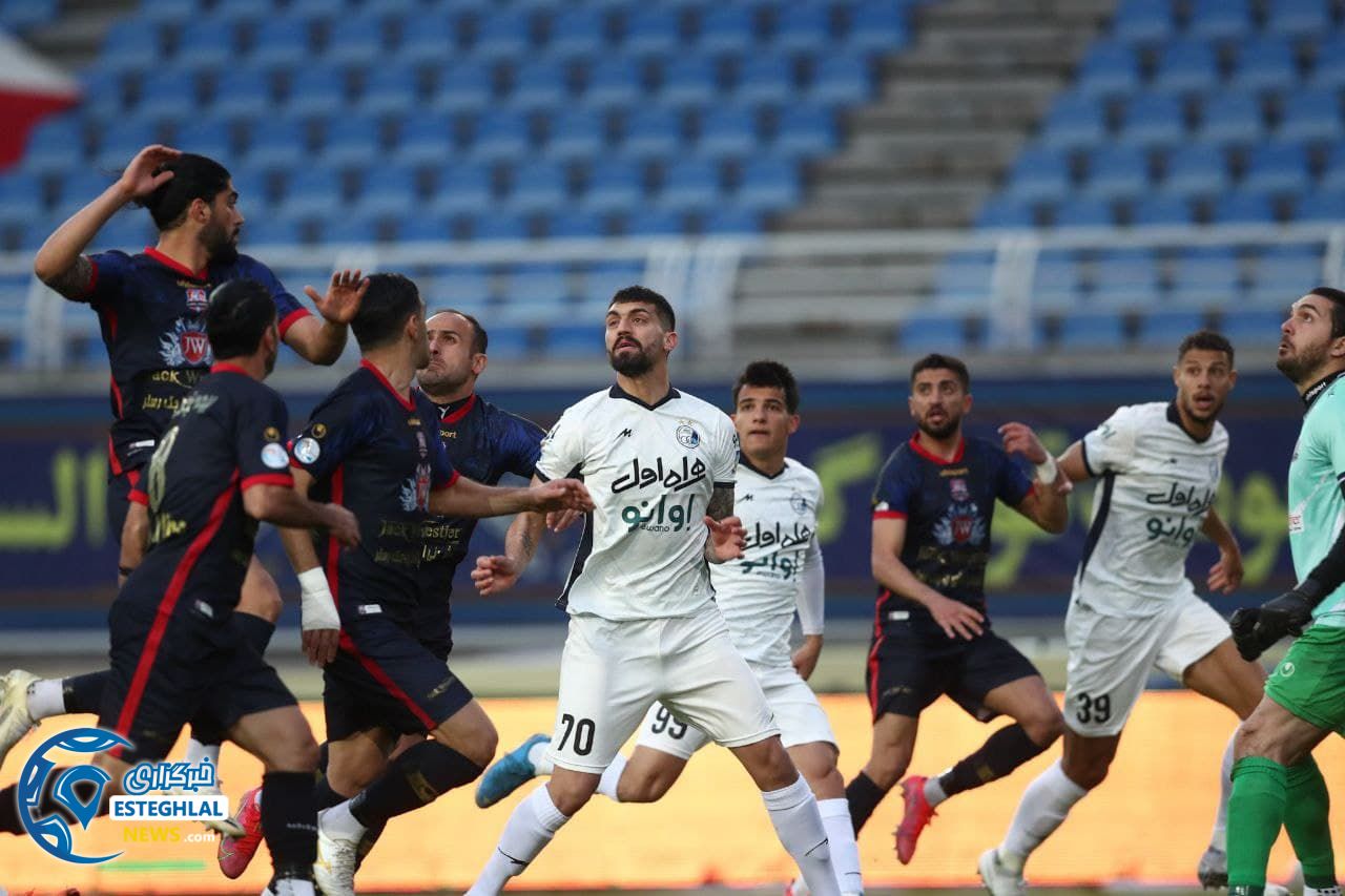 دیدار نساجی و استقلال