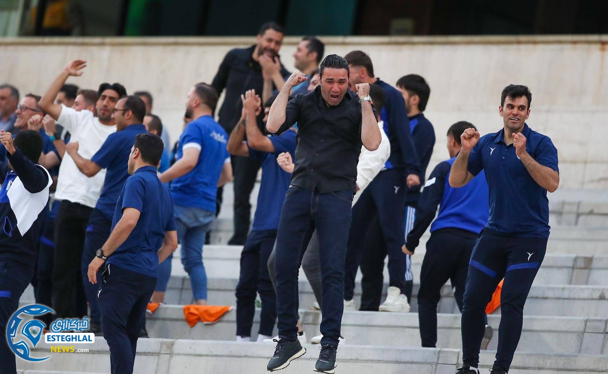 استقلال 3-2 شمس آذر