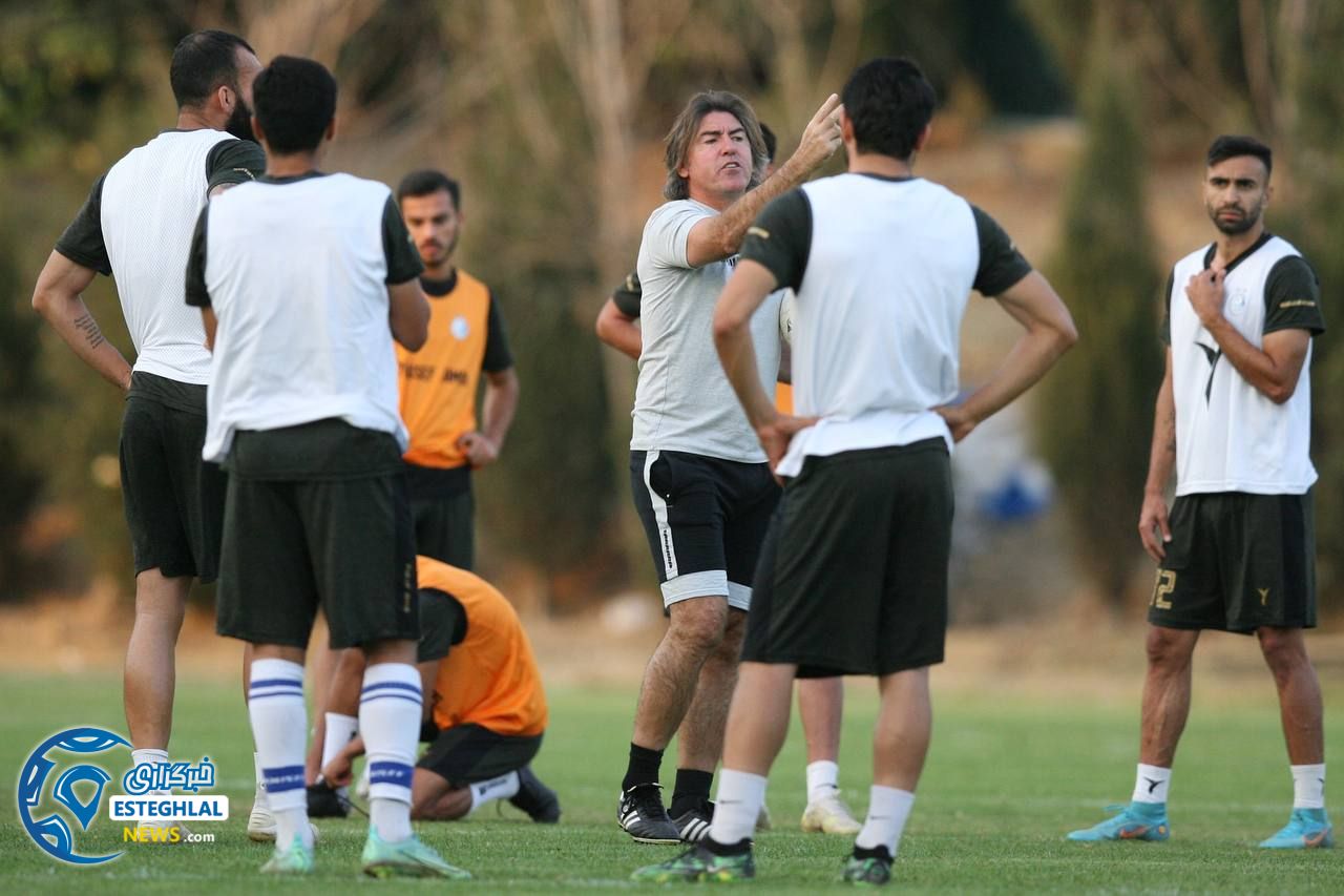 تمرین استقلال