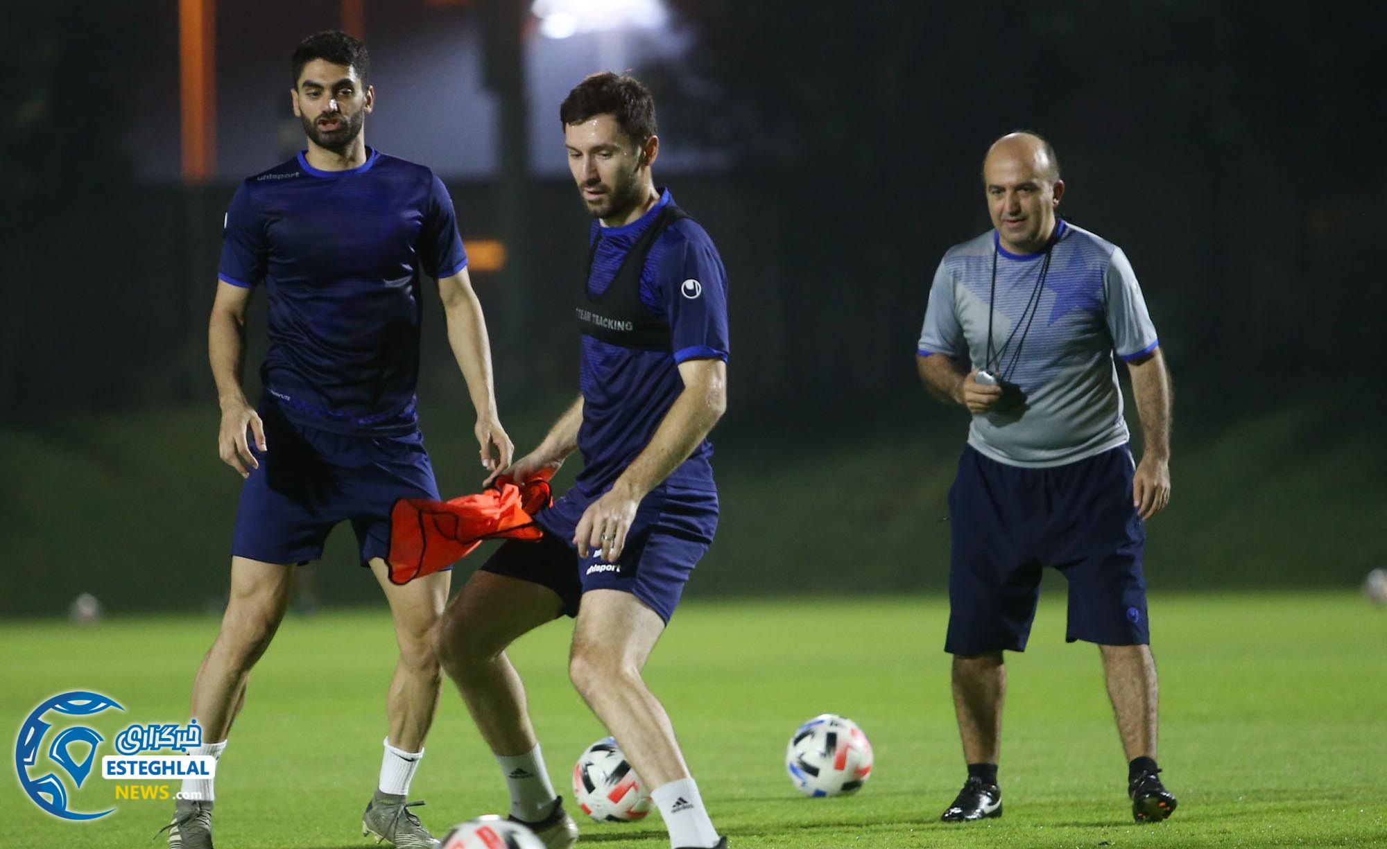 تمرین استقلال در دوحه