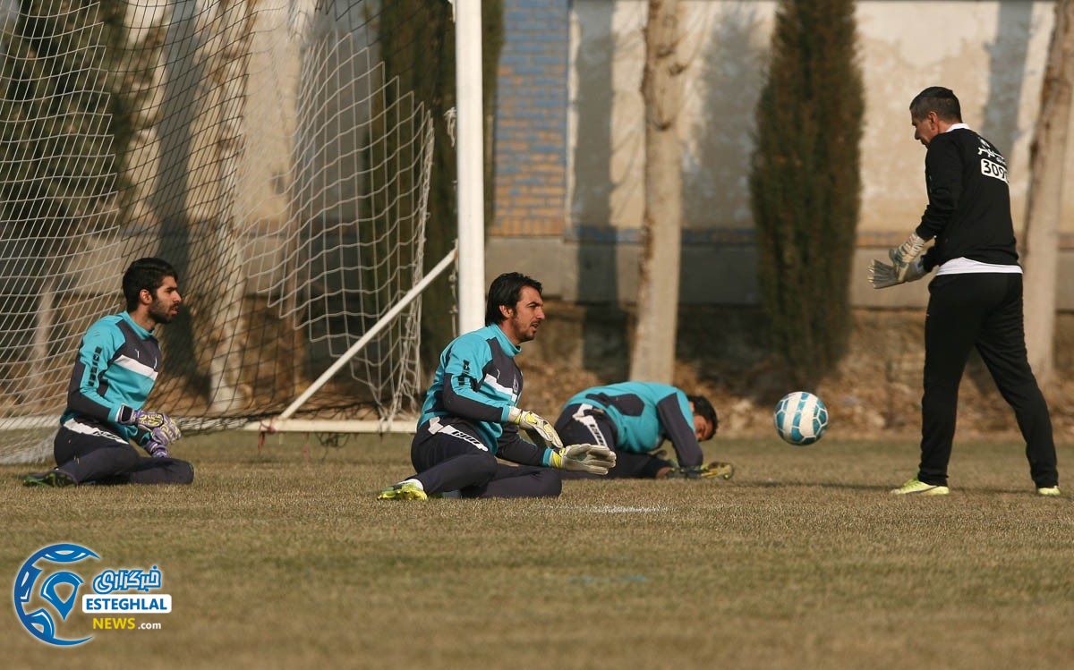 رحمتی در تمرین 3 دی استقلال