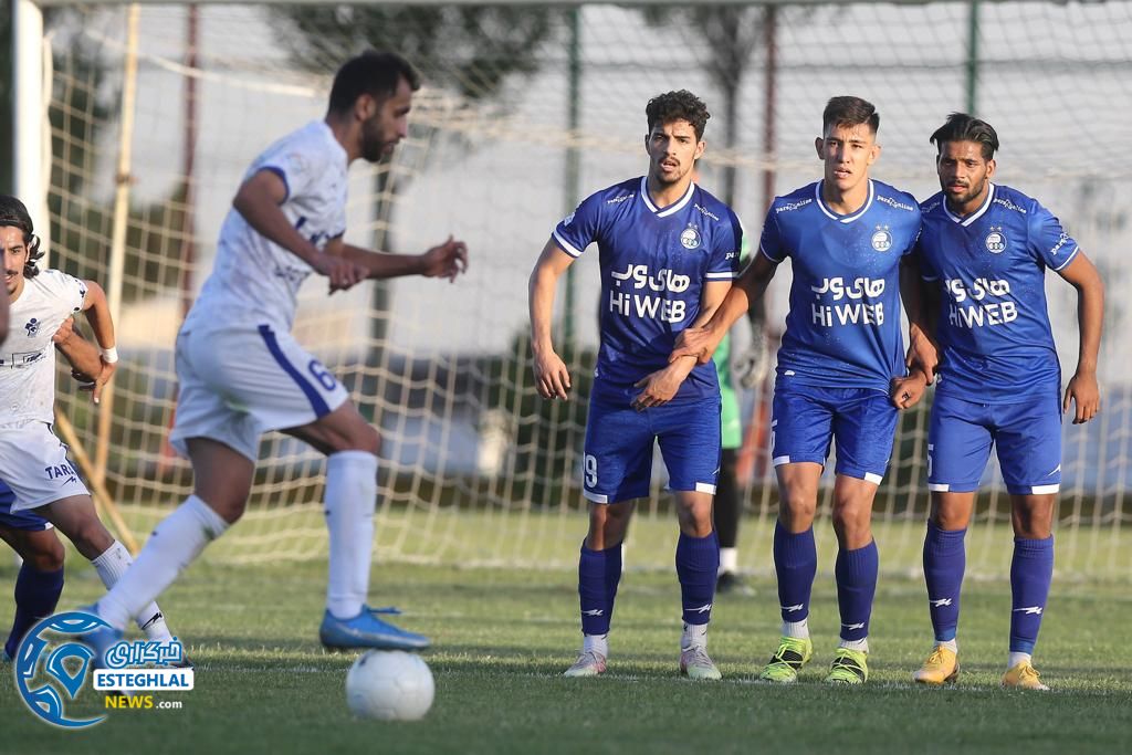 دیدار دوستانه استقلال و پیکان