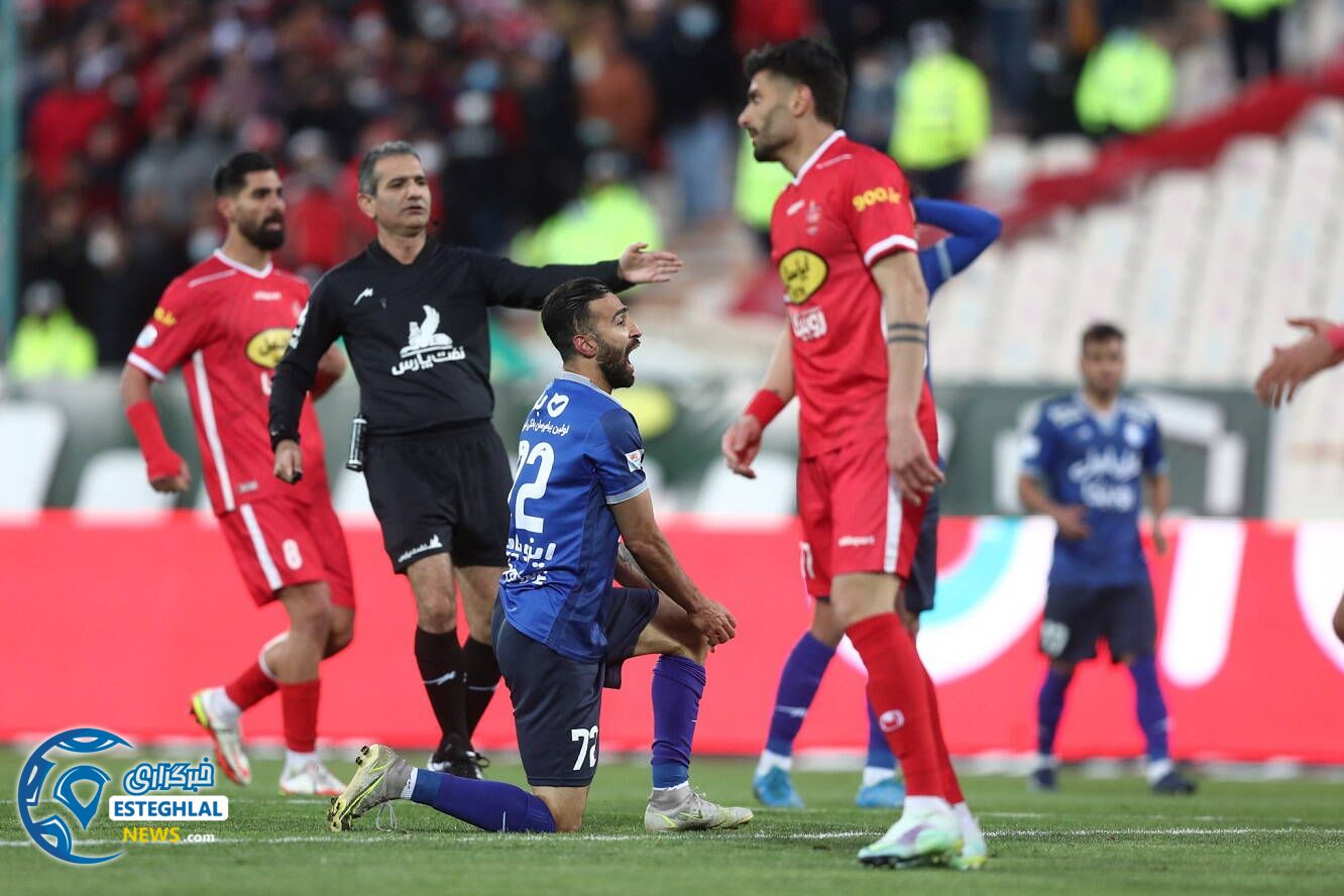  پیروزی 1-1 استقلال(تاج)