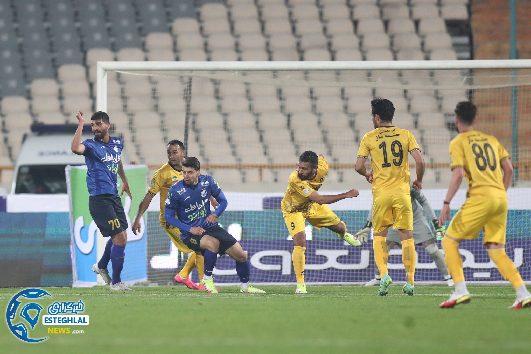 دیدار استقلال و سپاهان