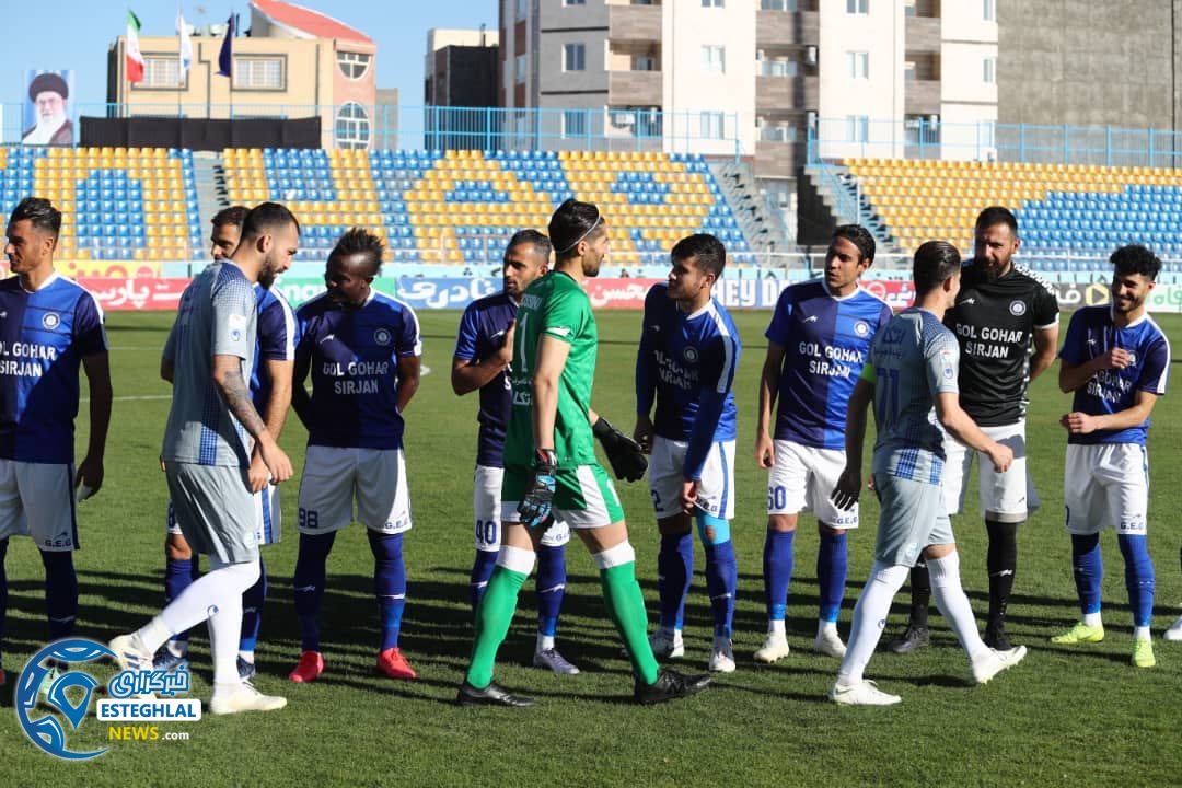 حواشی دیدار گل گهر سیرجان و استقلال