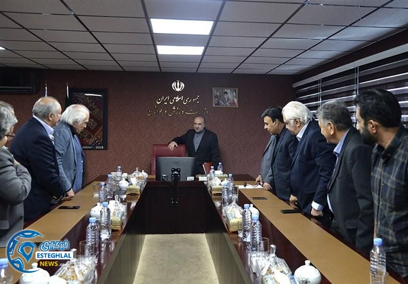 دیدار پیشکسوتان استقلال و وزیر ورزش