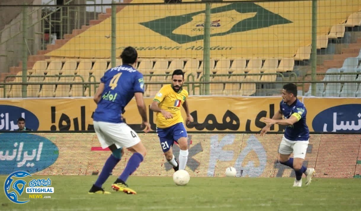 صنعت نفت آبادان 1-1 استقلال 