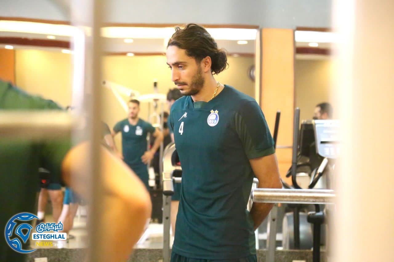 تمرین وزنه استقلال