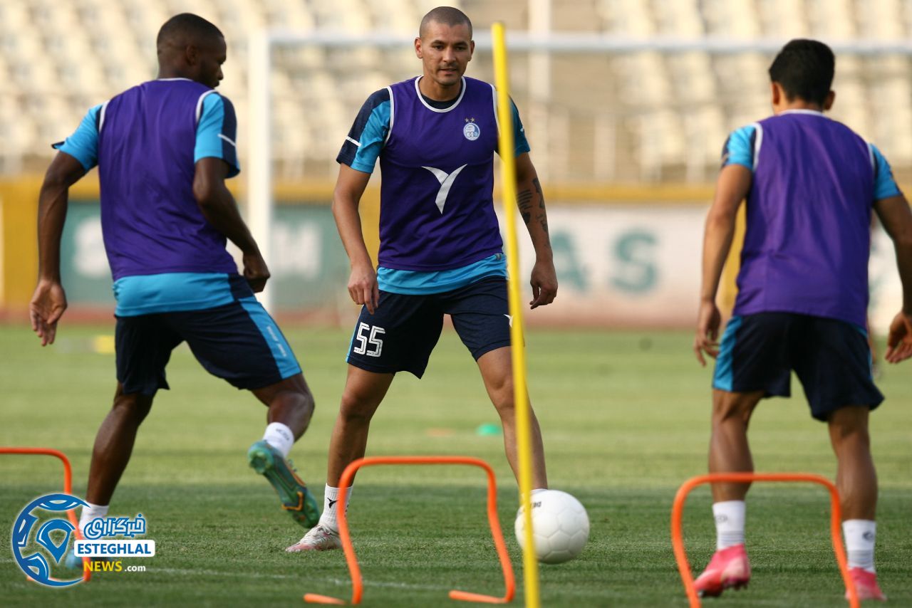 تمرین استقلال