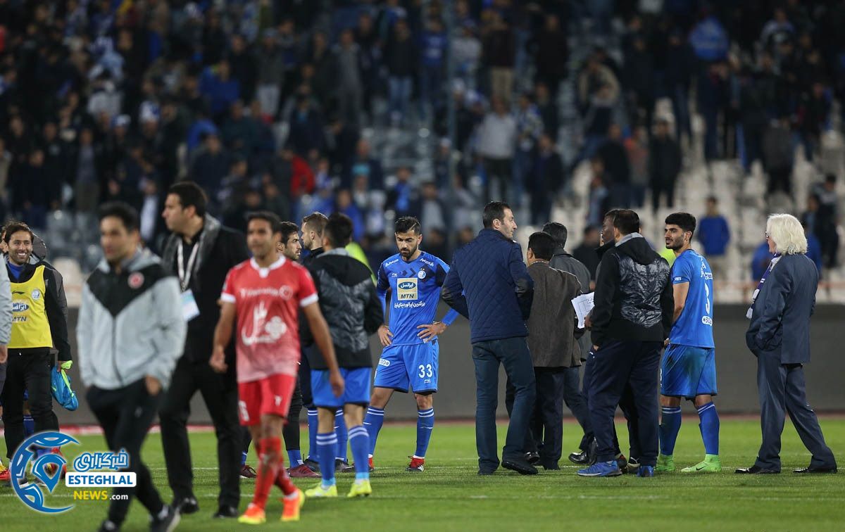 دیدار استقلال و پدیده