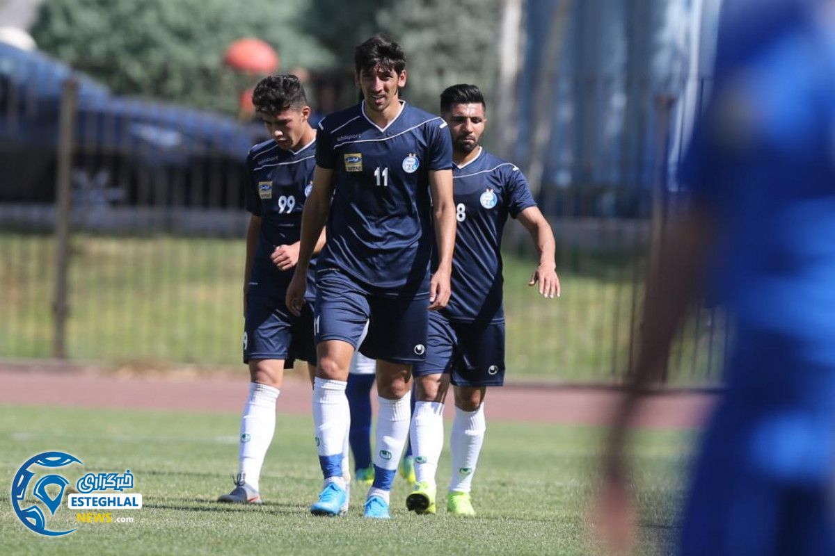 دیدار تدارکاتی استقلال و عقاب