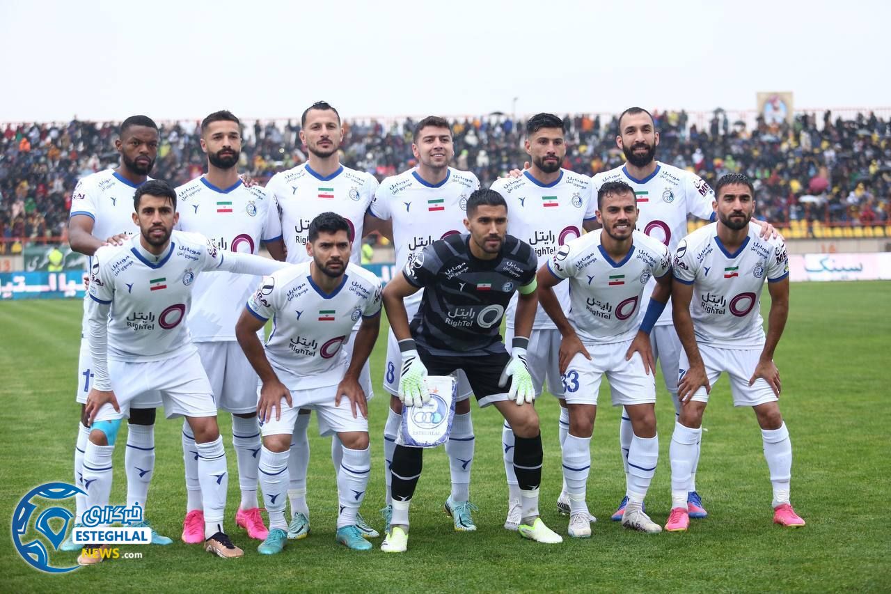 ترکیب استقلال مقابل تراکتور