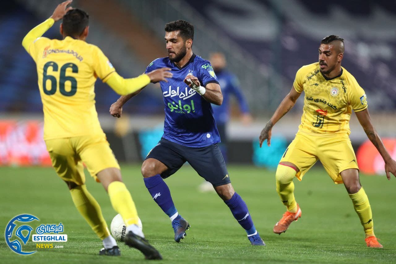 دیدار استقلال و فجرسپاسی