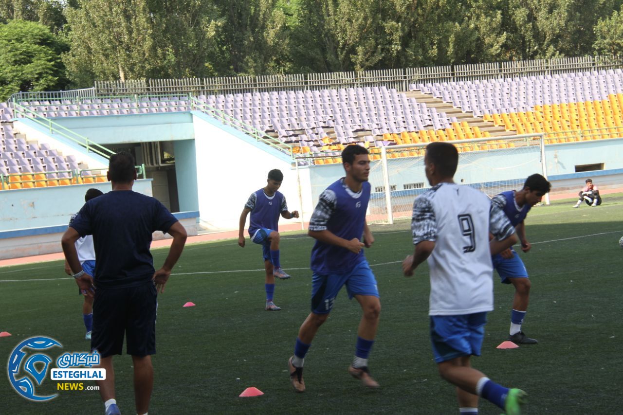 تیم نوجوانان استقلال