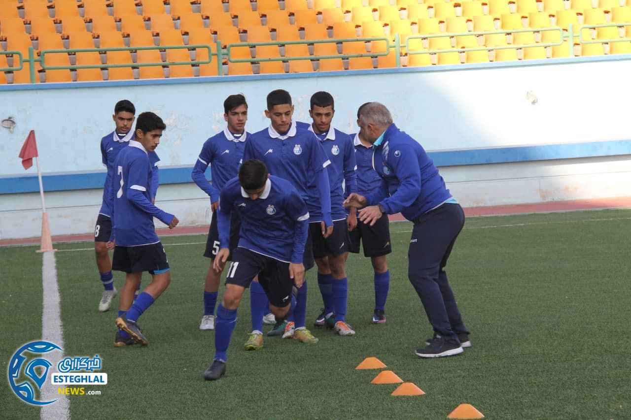 تیم نونهالان استقلال