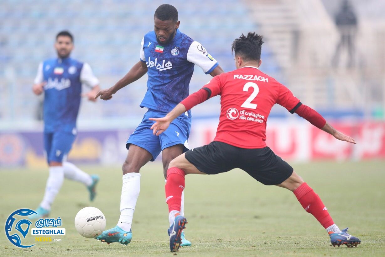 تراکتور 2-0 استقلال