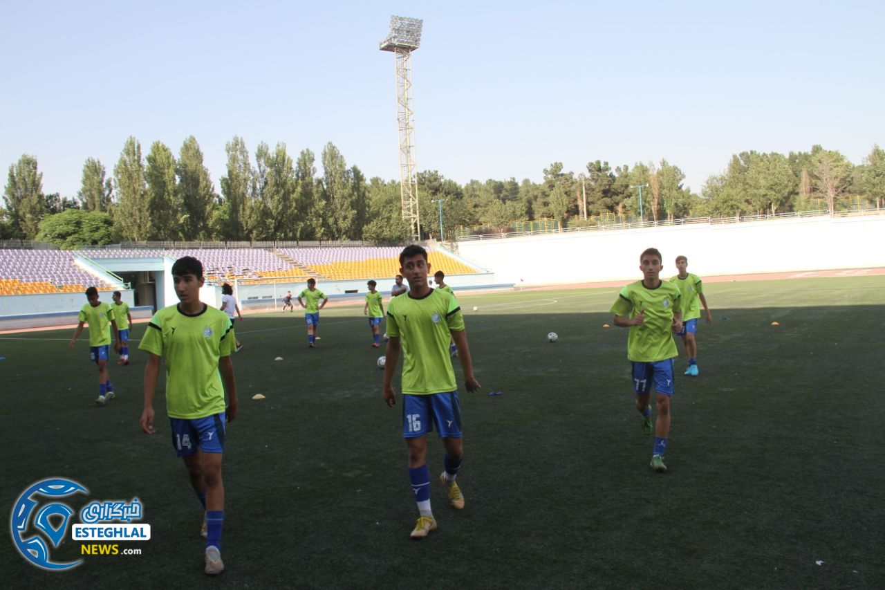 تیم نونهالان استقلال