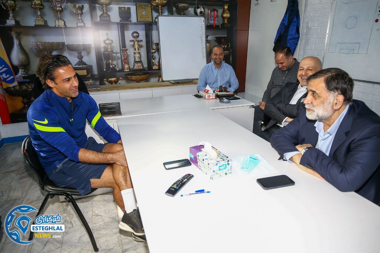 جلسه مجیدی و آجورلو