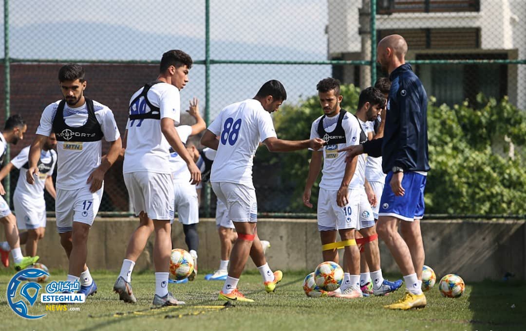 تمرین استقلال