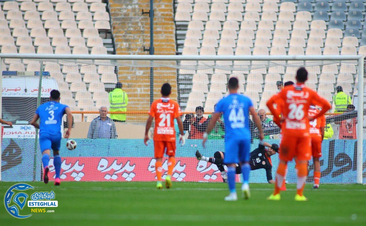 دیدار استقلال و سایپا