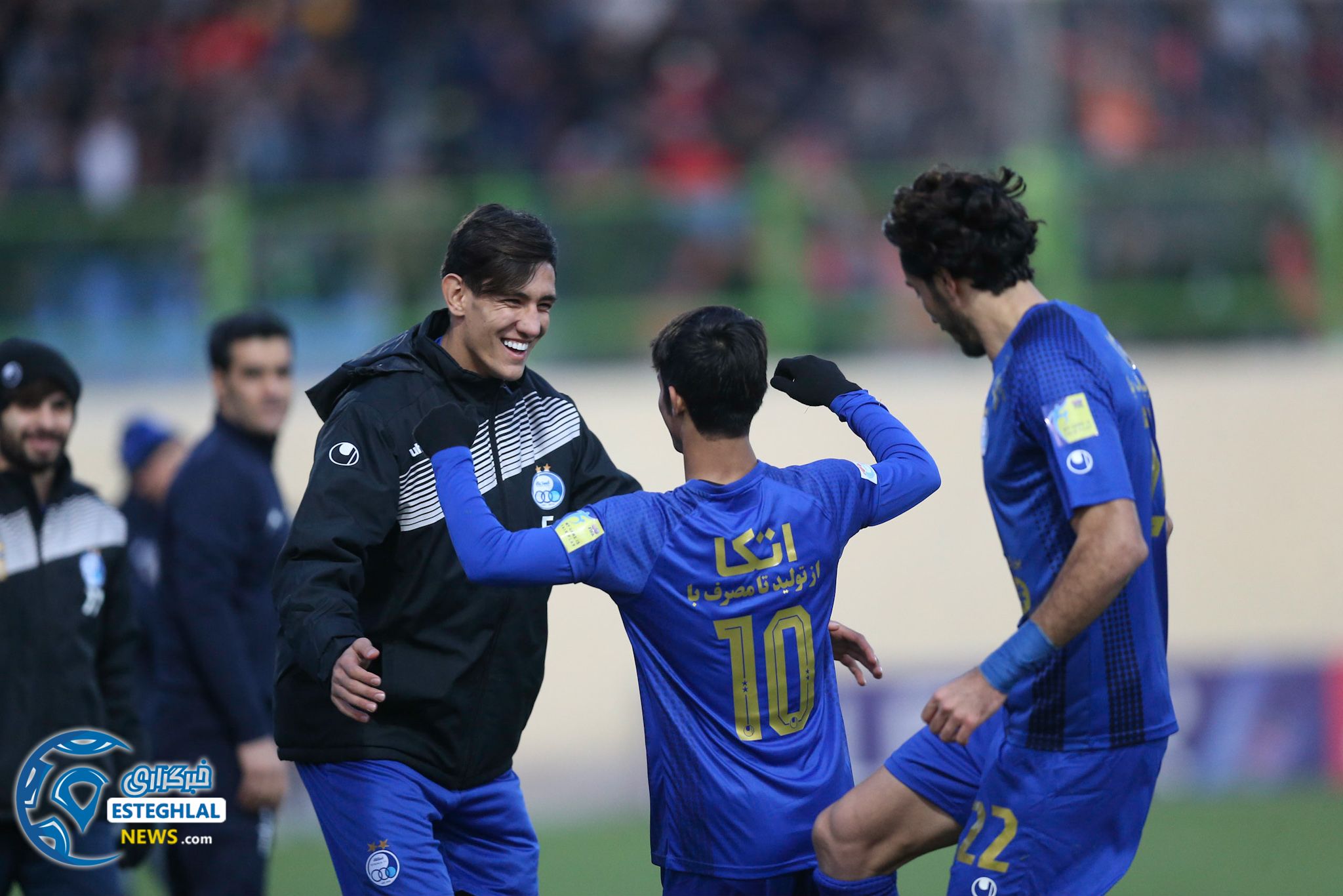 دیدار نساجی و استقلال