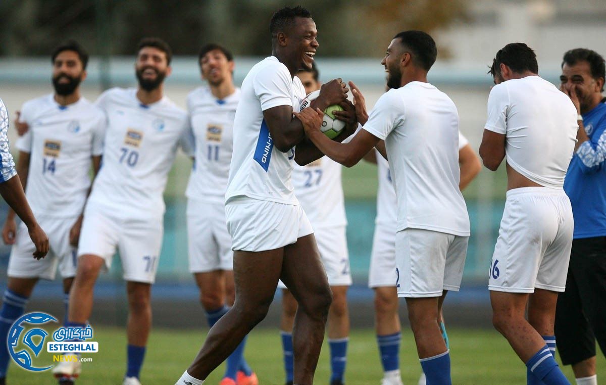 97تمرین استقلال جمعه 16 شهریور