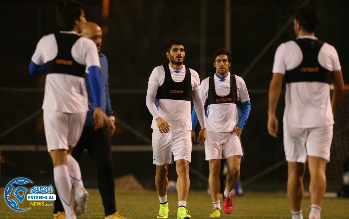 تمرین استقلال عمان