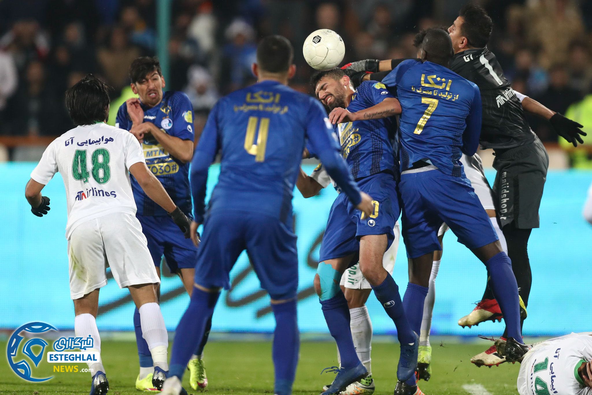 دیدار استقلال و ماشین سازی